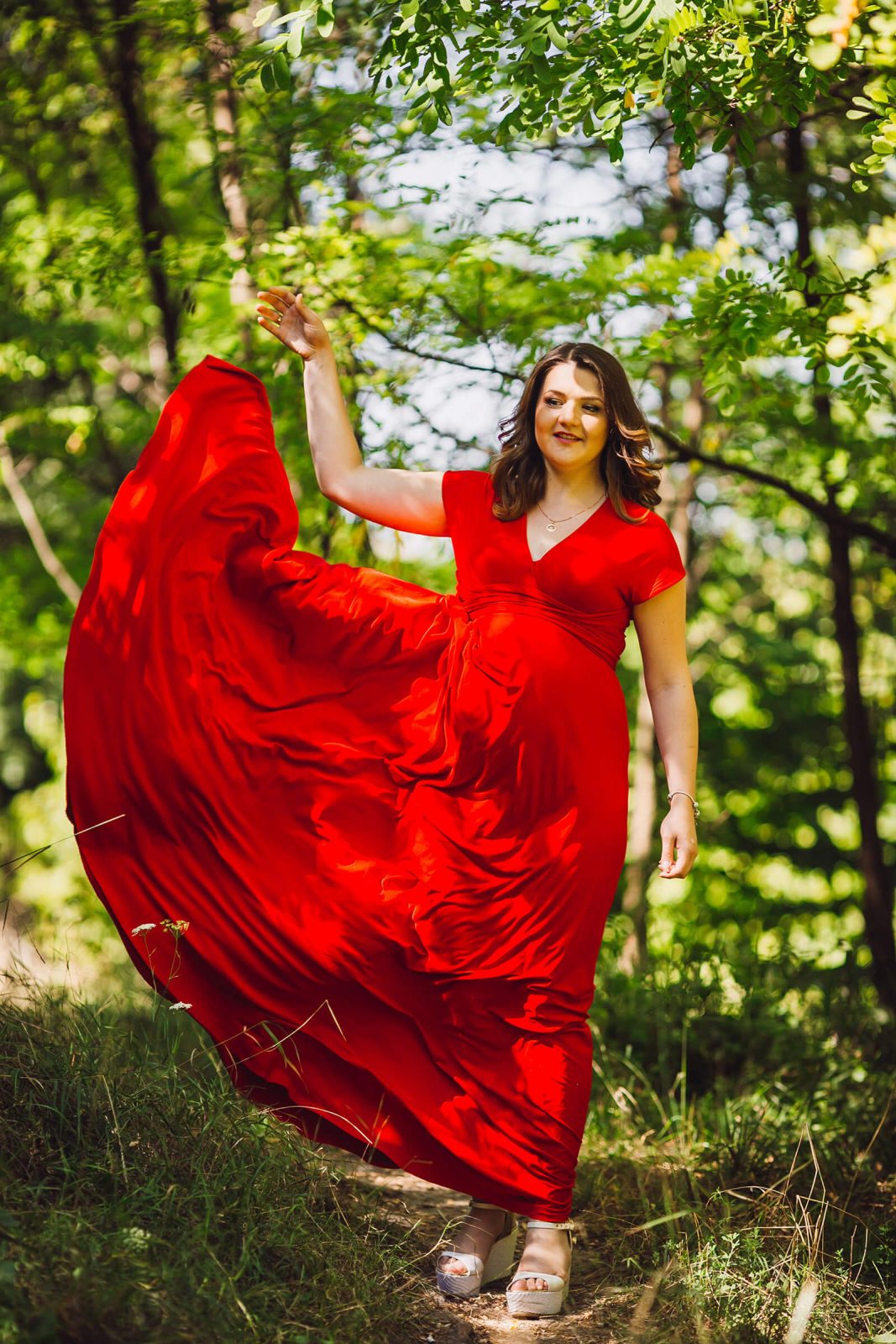 Read more about the article Flaunt Your Bump: Tips For Your Inner Fashionista