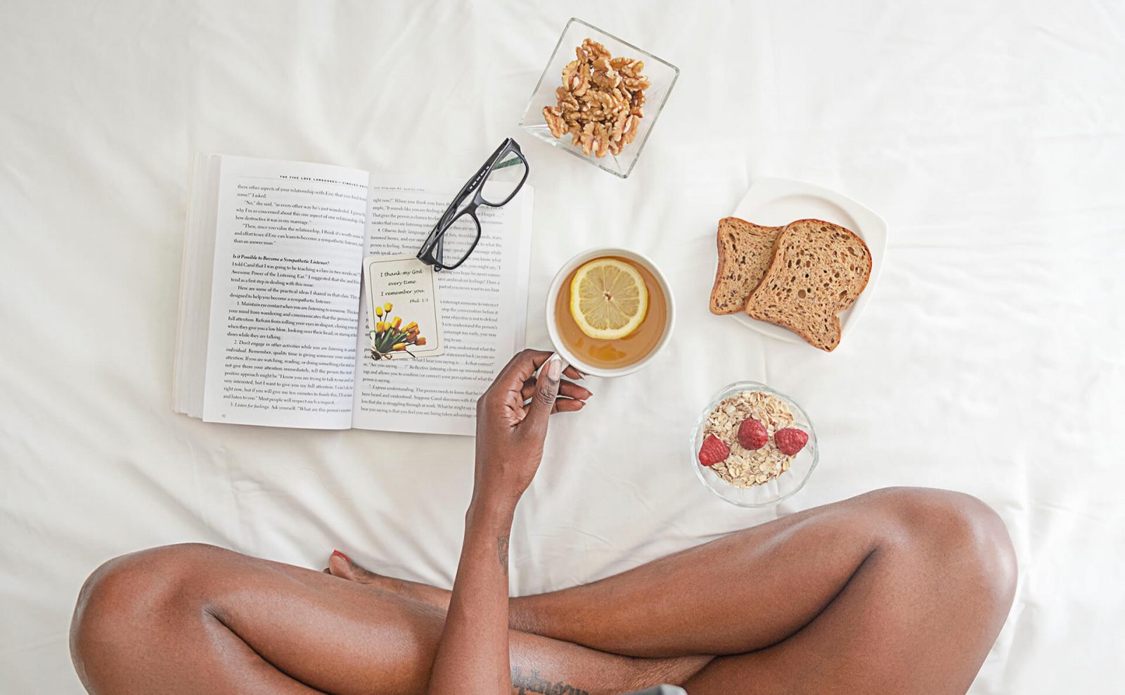 Read more about the article A Pregnant Woman’s Guide To Festive Feasting